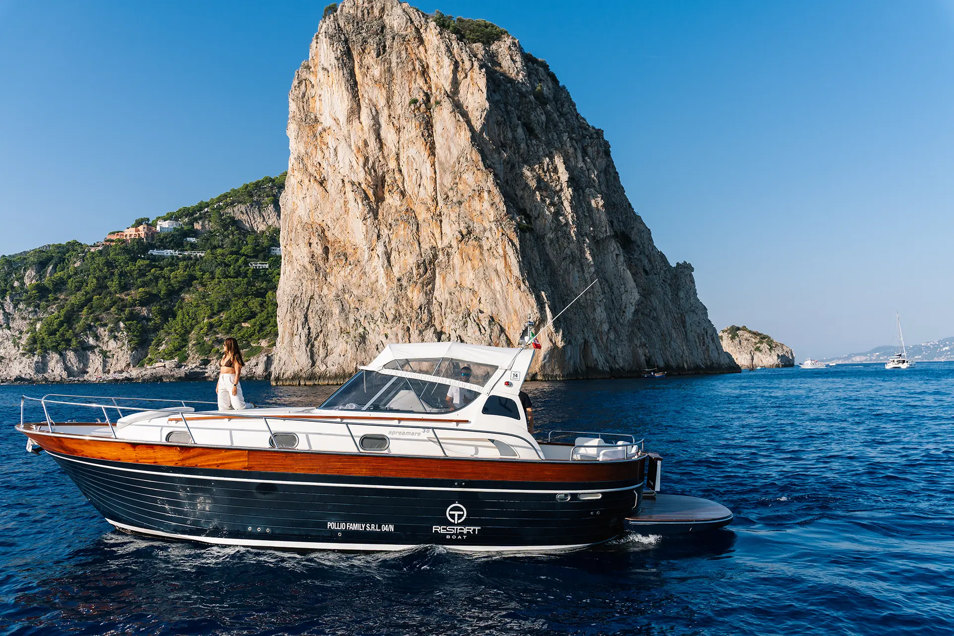 Side view of the Apreamare 38 during a private boat tour to Capri