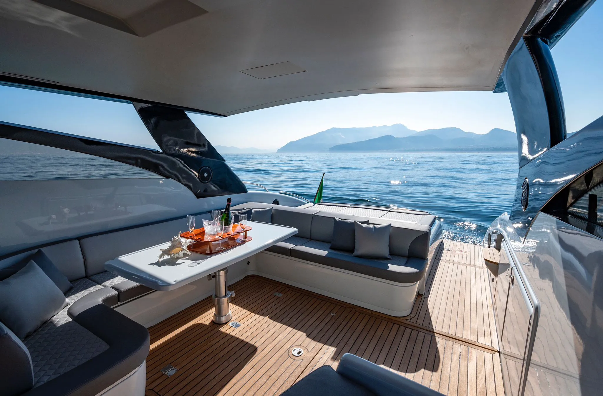 Exclusive aperitif on board the Princess 55 during a private boat experience