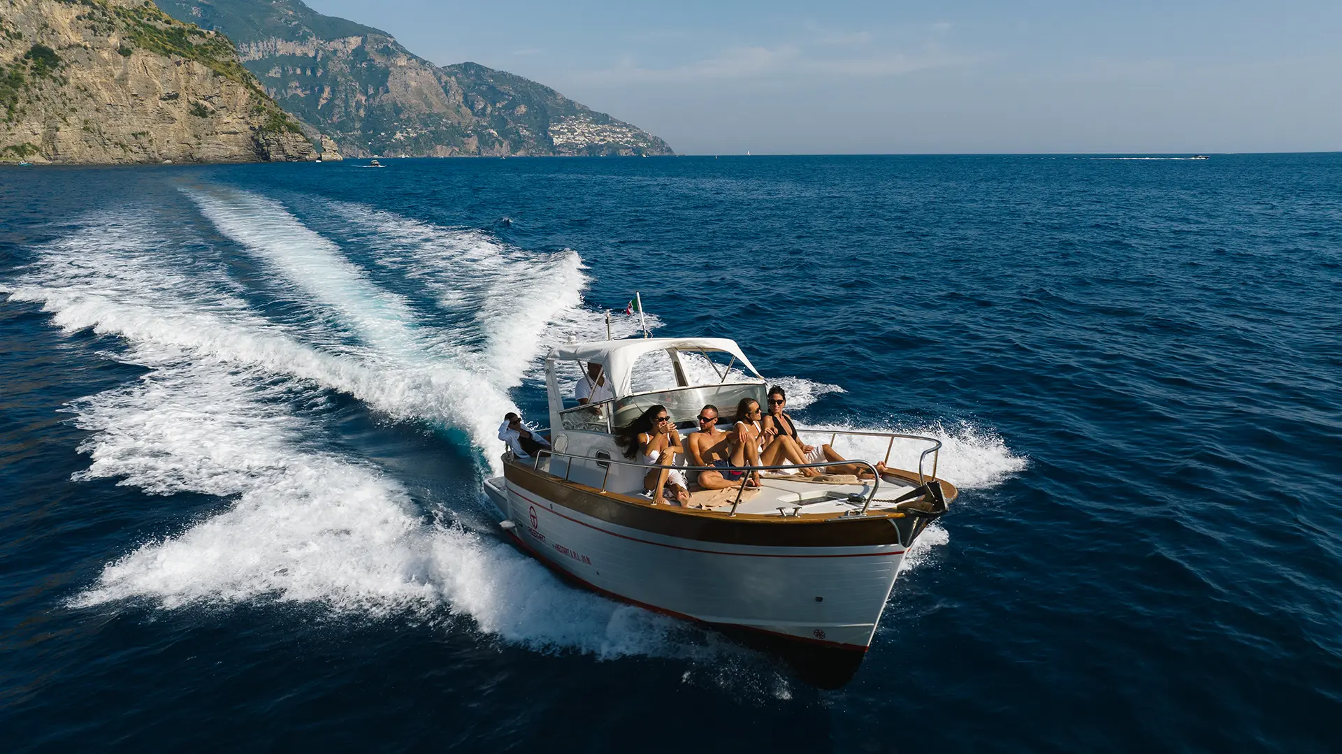 Sparviero crossing the Gulf of Naples on a private yacht tour