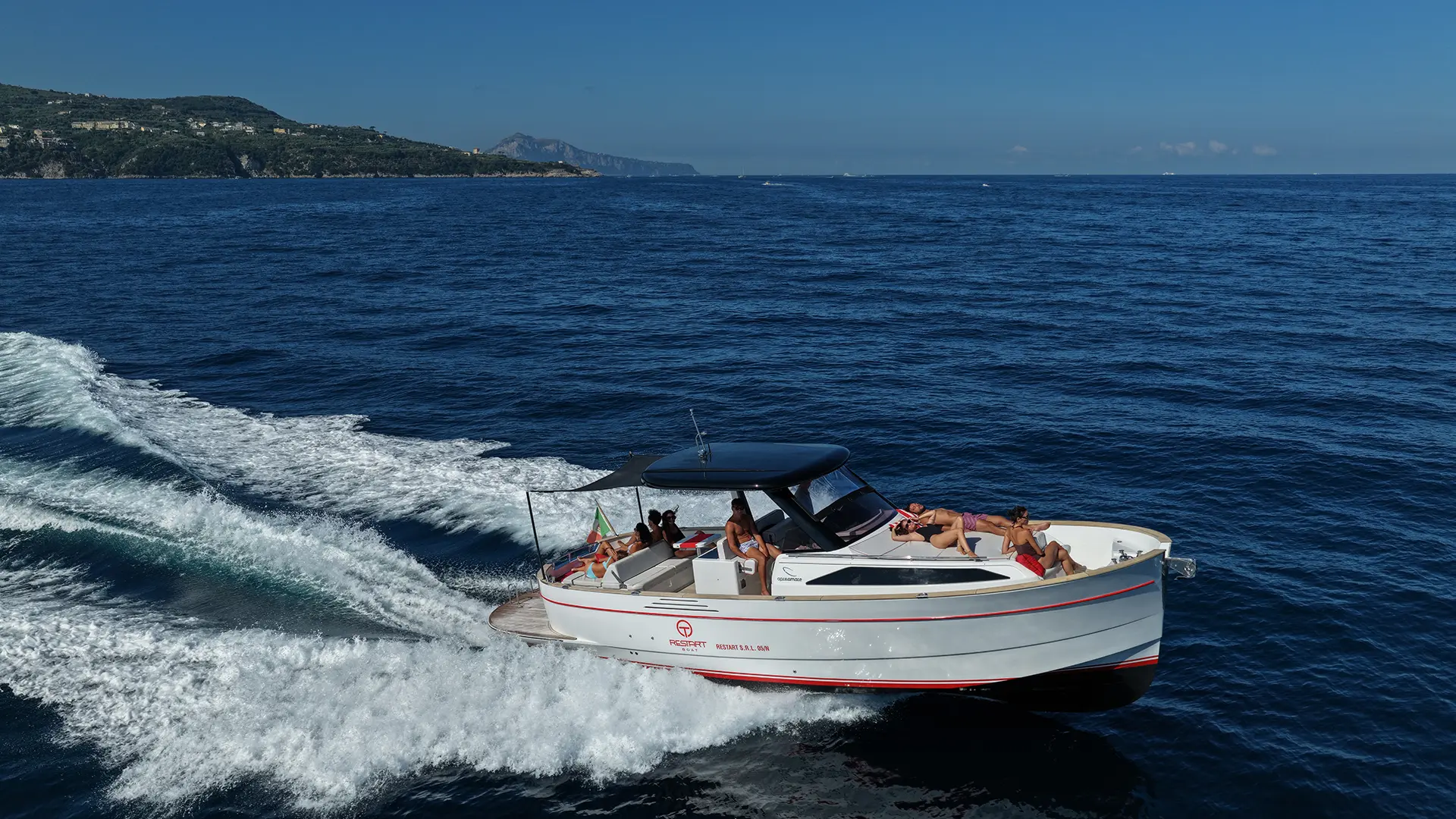 Gozzo Apreamare 35 durante il tpur privato con partenza da Sorrento