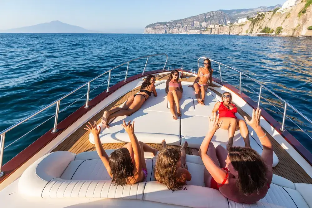 Amenities Included in Group Boat Trips